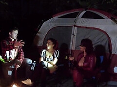 Красотки, Большой член, Минет, Брюнетки, Семяизвержение, Секс без цензуры, Рыжие, Втроем