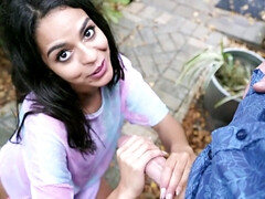 Sucer une bite, Brunette brune, Fille latino, Argent, De plein air, Pov, Public, Chevaucher