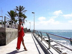 Большие сиськи, Грудастые, Фетиш, Эксгибиционист, Милф, На публике, Соло, Сиськи