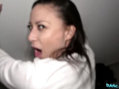 69, Cul, Brunette brune, Branlette thaïlandaise, Pov, Public, Maigrichonne, Nénés