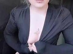 Enthousiasteling, Blond, Auto, Fetisj, Ondergoed, Openbaar, Tieten likken, Speelgoed