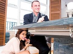 Gros cul, Grosse bite, Gros seins, Sucer une bite, En levrette, Mère que j'aimerais baiser, Satin, Nénés