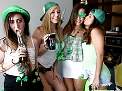 ベッドルーム, デカ尻, デカチン, バック, 自然山雀, パーティ, ティーン, オッパイの