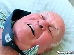 Blondine, Blasen, Spermaladung, Fetisch, Grossvater, Hardcore, Hd, Taboo