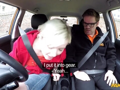 デカ尻, イギリス人, 女, 毛深い, 下着, オマンコ, おもらし, 生徒