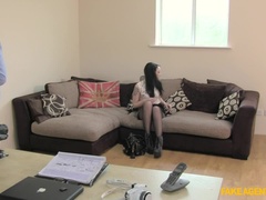 In den arsch, Blasen, Hundestellung, Fingern, Handjob, Lecken, Masturbation, Büro