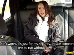 Gros seins, Sucer une bite, Voiture, Couple, En levrette, De plein air, Pov, Chatte