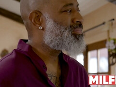 Gros cul, Gros seins, Noire, Sucer une bite, Tromperie, Hd, Interracial, Orgasme