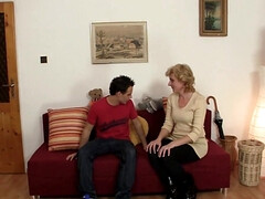 18, エロ熟女, チェコ, お婆さん, 熟年, 淫乱熟女, 現実, ティーン