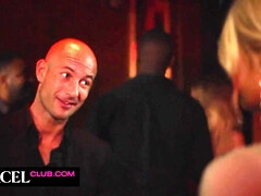 Жопа, Большие сиськи, Минет, Ласковые ручки, Лизание, Реалити, Бритые, Сиськи