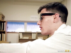 Rhiannon Ryder Squirtin On A Nerd Jordi El Nino Polla