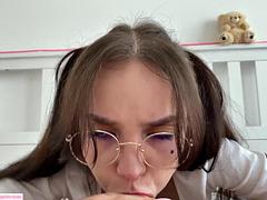 Sucer une bite, Tir de sperme, Faciale, Fille latino, Adolescente, Nénés