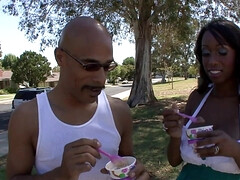 Любители, Большие сиськи, Брюнетки, Семяизвержение, Черненькие, Лесбиянка, Реалити, Сиськи