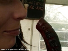 素人, フェラチオ, 茶髪の, 手コキする, 熟年, 淫乱熟女, アウトドア, オッパイの