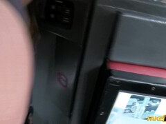 車, 浮気者, 中出し, チェコ, ハードコア, アウトドア, ヤリマン, おもらし