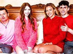 Grote kont, Grote lul, Pijpbeurt, Hondjeshouding, Kwartet, Natuurlijke tieten, Tiener, Tieten likken