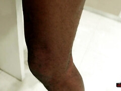 Kont, Grote lul, Grote mammen, Zwart, Pijpbeurt, Hardcore, Kut duiken, Tieten likken