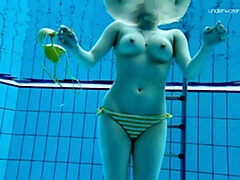 18, ビーチ, ビキニ, 女, ソフトコア, ティーン, オッパイの, 水中