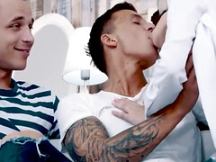 アナル, お尻, バイセクシャル, ブロンド, フェラチオ, 下着, 淫乱熟女, 三人