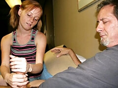 18, デカチン, 手コキする, なめる, オナニー, 自然山雀, ショートヘア, ガリガリ