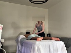 Aziatisch, Lieveling, Grote lul, Blond, Pijpbeurt, Europees, Flashing, Masseren