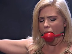 Chica, Sadomasoquismo, Amarrada, Tatuaje, Trio