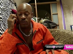 Большие сиськи, Минет, Британки, Грудастые, Черненькие, Межрасовый секс, Лизание, Сиськи