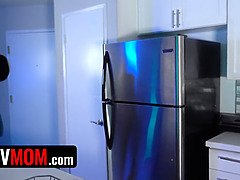 Grote mammen, Pijpbeurt, Oudere vrouw, Sperma shot, Diep in de keel, Likken, Moeder die ik wil neuken, Stiefmoeder