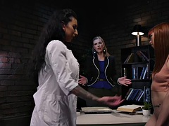 Anal, Chica, Sadomasoquismo, Consolador, Lesbiana, Pelirrojo, Tatuaje, Juguetes