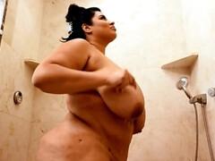 Fuck is a type of help the Latina BBW needs from the neighbor