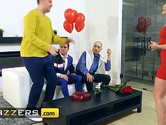 AJ Applegate gets her ass pounded by 3 lucky boyfriends on Valentine's Day - Brazzers