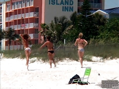 Plage, Gros seins, Bikini, Blonde, Collège université, Lesbienne, Public, Réalité