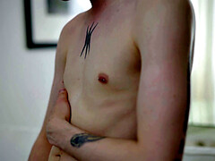 Sperma shot, Homo, Handbeurt, Masturbatie, Tepels, Doordringend, Alleen, Tatoeage