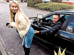 Большой член, Блондинки, Минет, В машине, Собачьи, Лизание, На природе, На публике