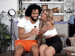 Gros seins, Blonde, Sucer une bite, Talons, Léchez, Lingerie, Piercing, Chatte