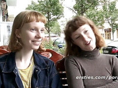 Blond, Seksspeelgoed, Harig, Lesbisch, Natuurlijke tieten, Tieten likken, Speelgoed, Vibrator