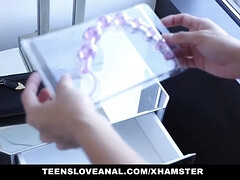 18 años, Anal, Culo, Morena, Corridas faciales, Sexo duro, Adolescente, Tetas