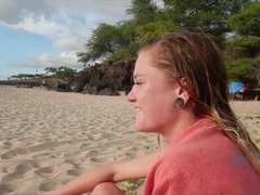 Strand, Bikini, Fingern, Orgasmus, Muschi, Rasiert, Dürr, Titten