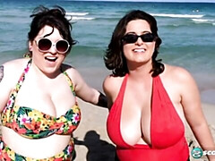 Amateur, Belle grosse femme bgf, Gros seins, Brunette brune, Rondelette, Doigter, Masturbation, Solo