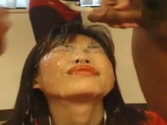Asiatisch, Viele männer bespritzen eine frau, Hochschule, Spermaladung, Gruppensex, Japanische massage