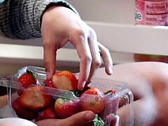 Schlafzimmer, Fetisch, Fingern, Nahrung, Lesbisch, Natürlichen titten, Tätowierung, Titten