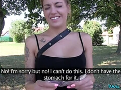 Leie, Blasen, Auto, Masturbation, Im freien, Pov, Öffentlich, Schlucken