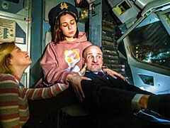 18 летние, Большая жопа, Большой член, Минет, Собачьи, Две девушки, Натуральные сиськи, Сиськи