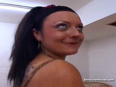 Анальный секс, Британки, Семяизвержение, Двойное проникновение, Пальцем, Ретро, Порка, Чулки