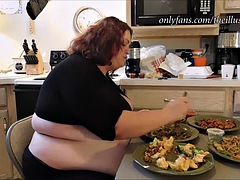 Amateur, Nana, Belle grosse femme bgf, Gros seins, Rondelette, Habillées, Solo, Nénés