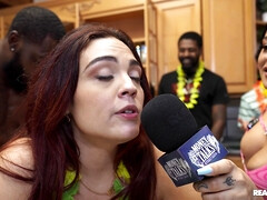 Черные, Секс без цензуры, Межрасовый секс, На публике, Киски, Рыжие