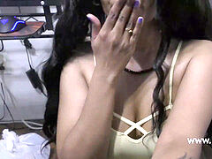 Tamil Porn Sexy Indian woman Lily muddy conversing