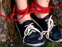 Chica, Amarrada, Tetona, Checa, Fetiche, Tetas naturales, Al aire libre, Tetas