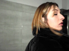 Большие сиськи, Минет, Ботинки, Семяизвержение, Собачьи, Сперма на лице, Эксгибиционист, Киски