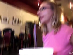 デカパイ, ブロンド, レズビアン, 下着, 淫乱熟女, ピアス, ティーン, おもちゃ